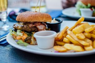 غذا، خطر و جاذبه جنسی، سه عامل مهم روانشناختی برای ساختن اثرگذارترین تبلیغات