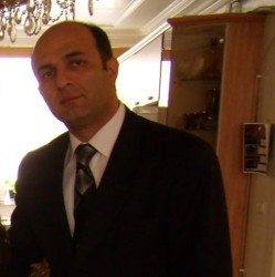 رضا ملک زاد